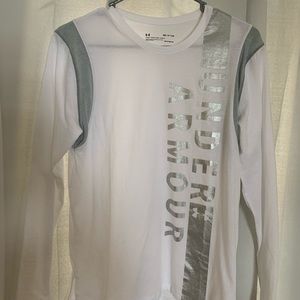 White under armor long sleeve